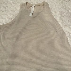 Lululemon tank size 4 beige
